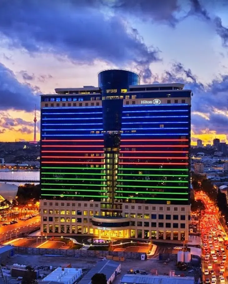 Hilton-picture